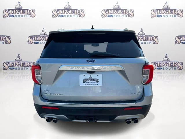 Certified Used 2022 Silver Metallic Ford Platinum image 4