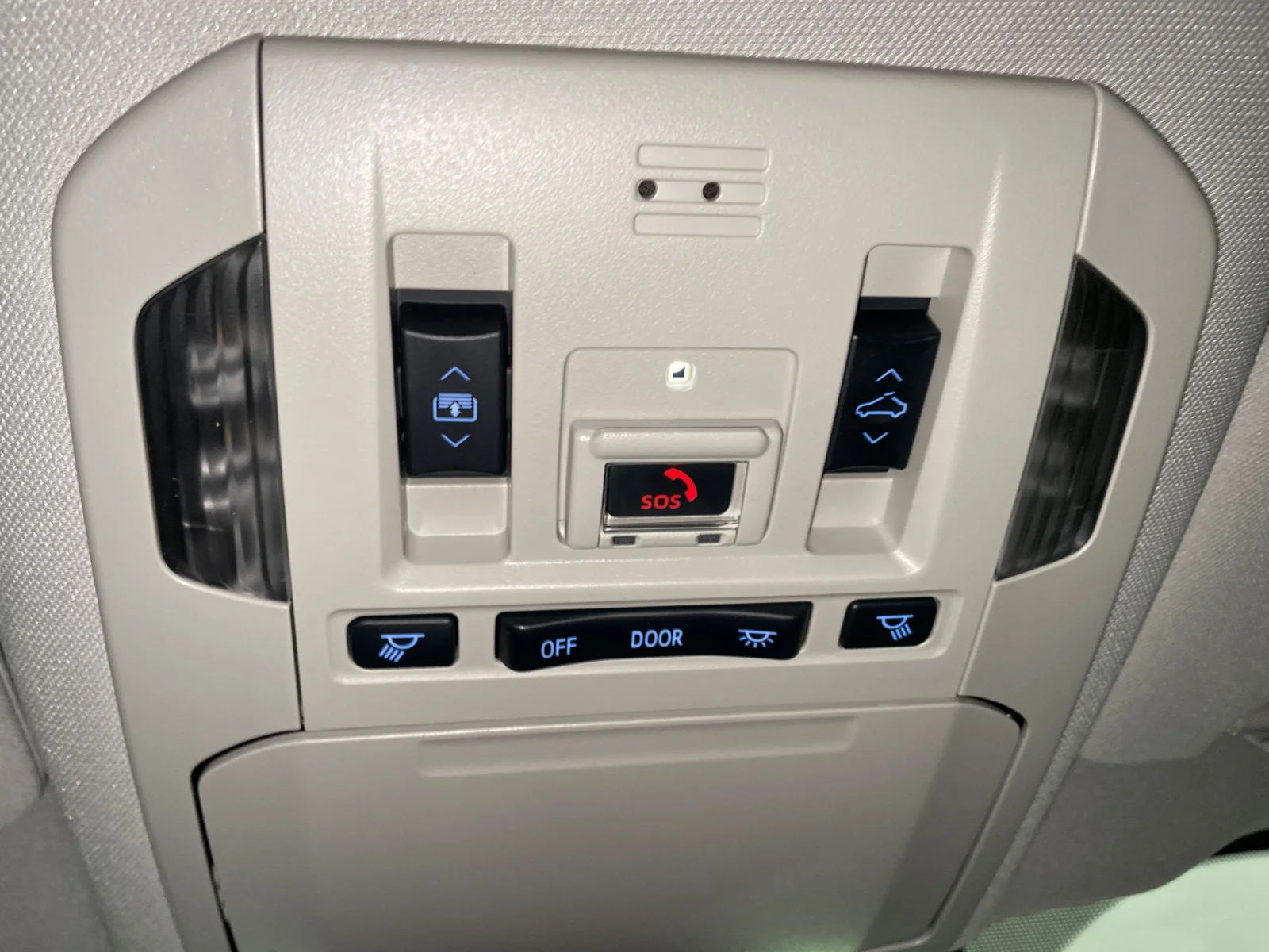 Used 2022 Midnight Black Metallic Toyota Platinum image 23
