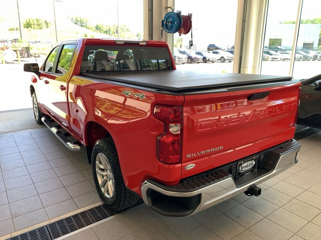 Used 2020 Red Chevrolet LT image 9