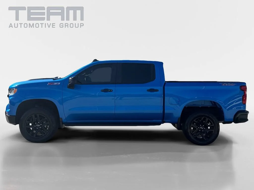 Used 2025 Riptide Blue Metallic Chevrolet LT Trail Boss image 4