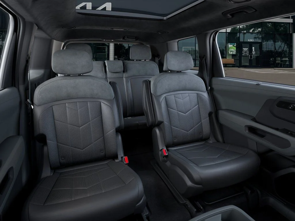 New 2027 Ebony Black Kia X-LINE SX PRESTIGE image 17