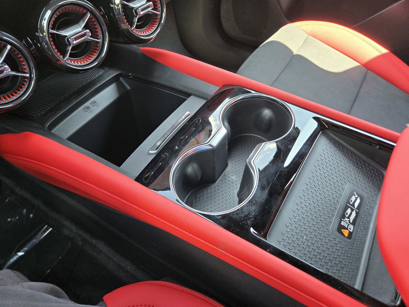 2025 Chevrolet Blazer EV RS - Photo 8