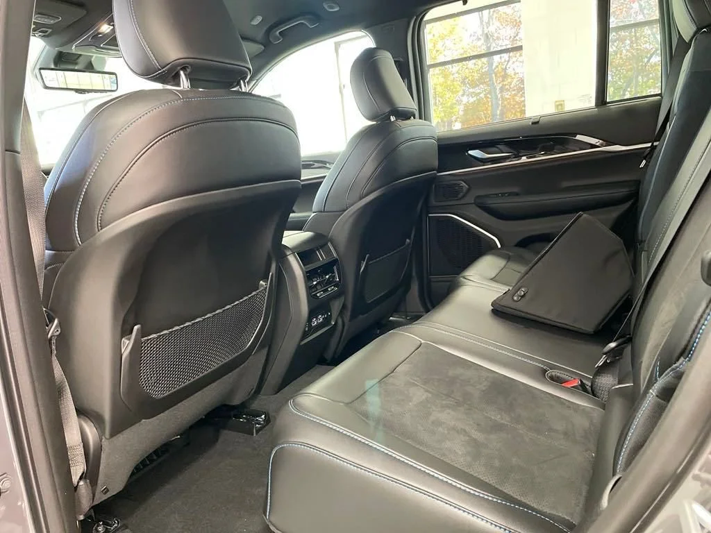 New 2024 Baltic Gray Metallic Clearcoat Jeep Trailhawk 4xe image 18
