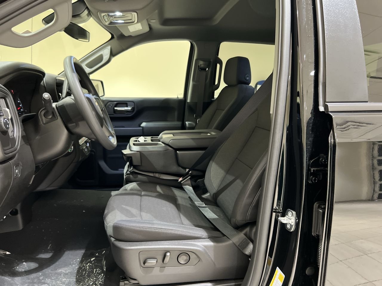 2025 Chevrolet Silverado 1500 Custom - Photo 54