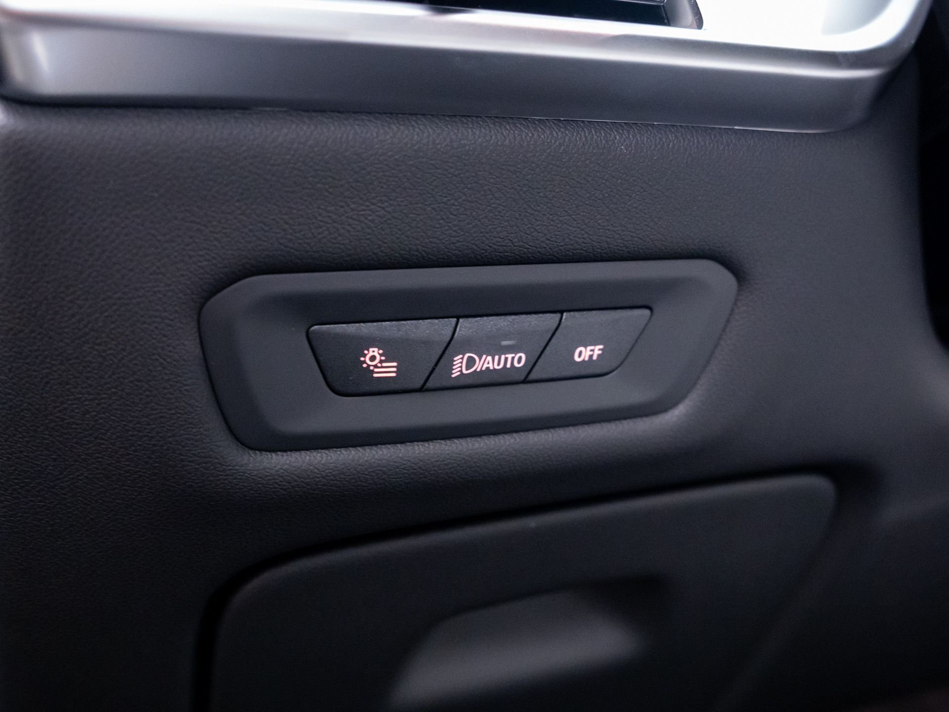 New 2026 Carbon Black Metallic BMW xDrive40i image 19