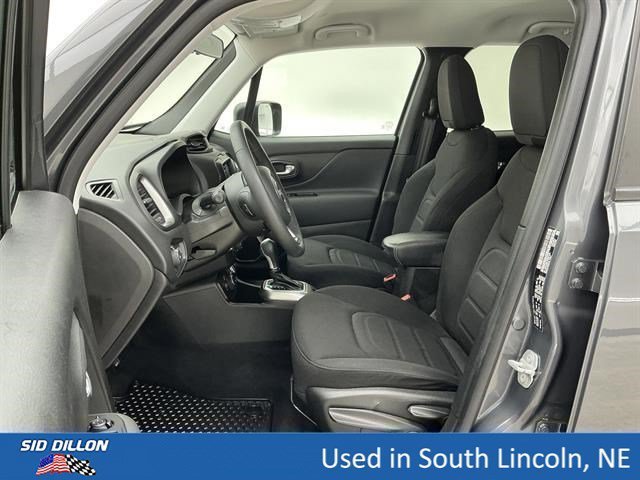 Used 2022 Graphite Gray Jeep Latitude image 17