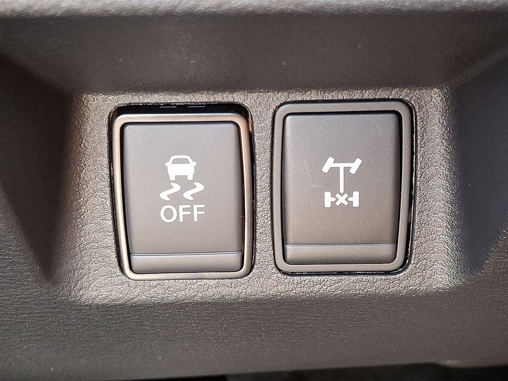 2026 Nissan Frontier — photo 17