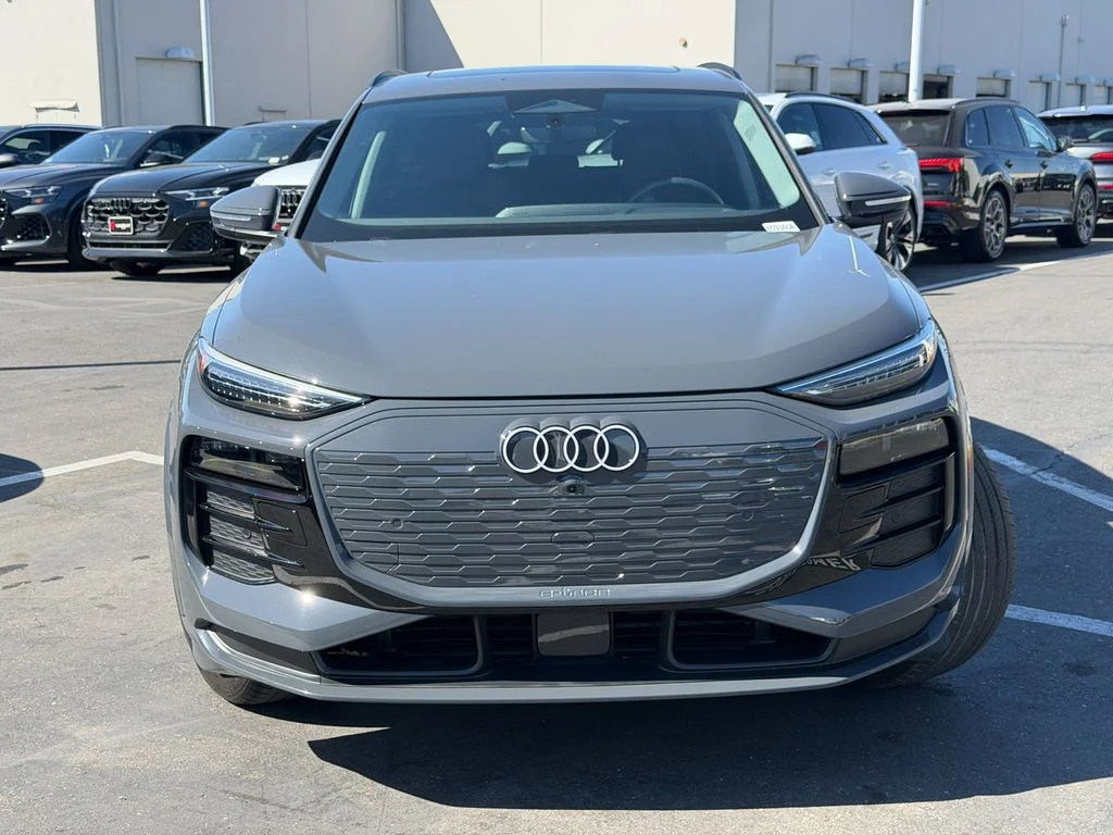 Used 2025 Gray Audi Premium Plus image 3