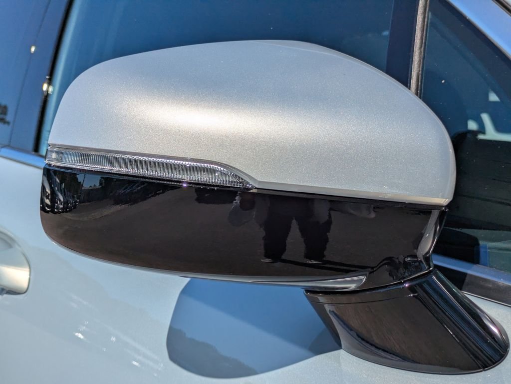 New 2026 Ivory Silver Kia LX image 11