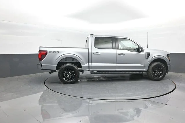 New 2026 Iconic Silver Metallic Ford XLT image 8