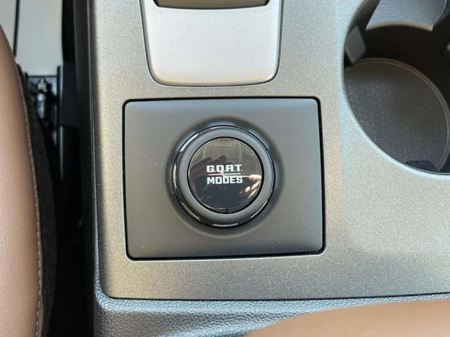 New 2026 Carbonized Gray Metallic Ford Outer Banks® image 29