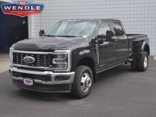 2026 Ford Super Duty F-350 DRW F-350® Lariat®