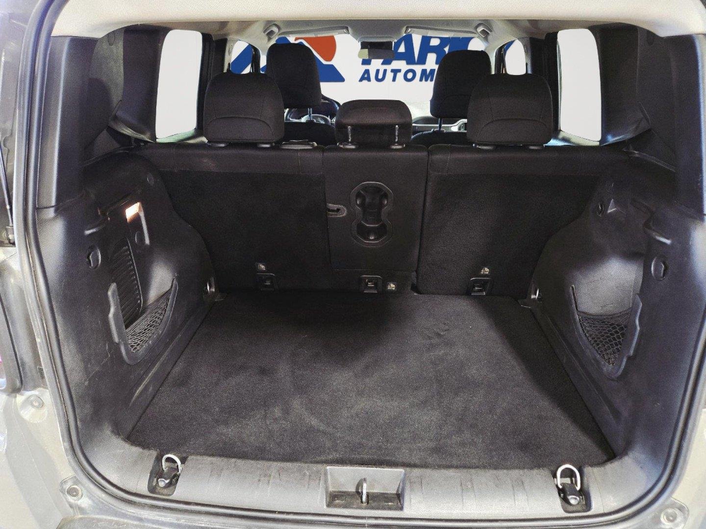 Used 2020 Sting-Gray Clearcoat Jeep Latitude image 35