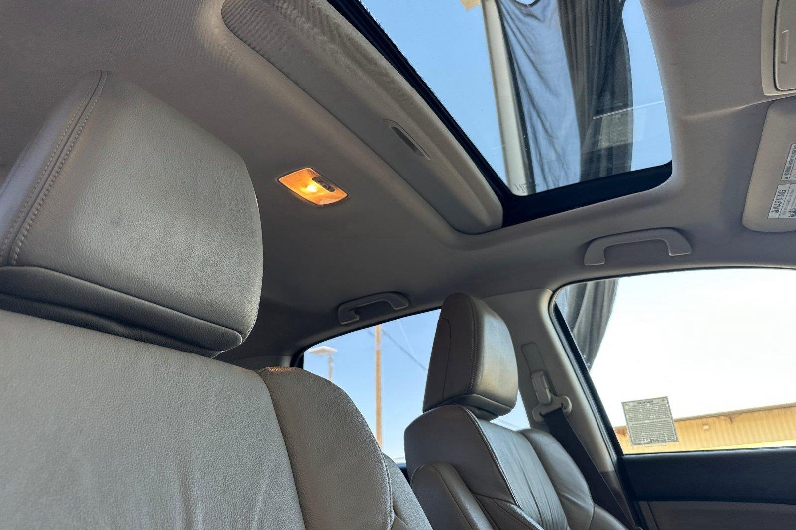 Used 2012 Twilight Blue Metallic Honda EX-L image 16