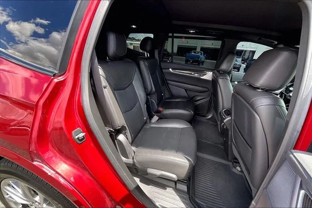 Used 2020 Red Cadillac Sport image 29