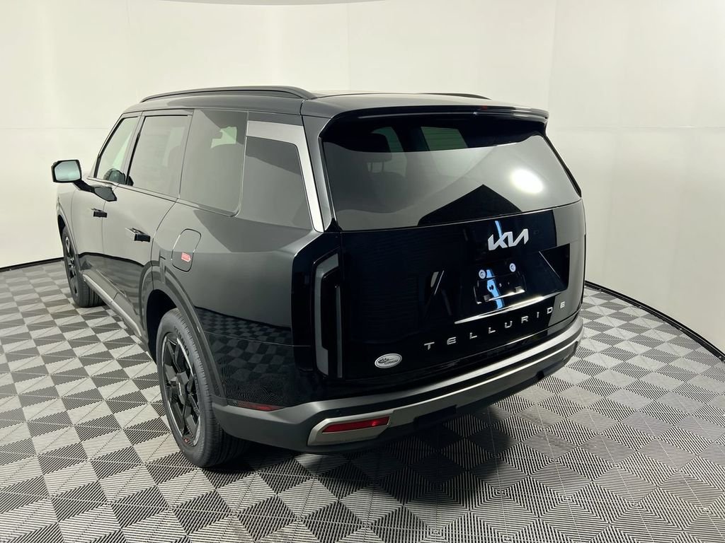 New 2027 Ebony Black Kia EX image 5