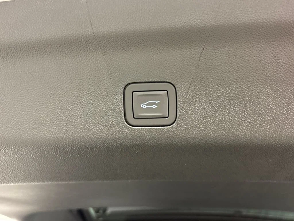 2026 GMC Yukon Elevation - Photo 18