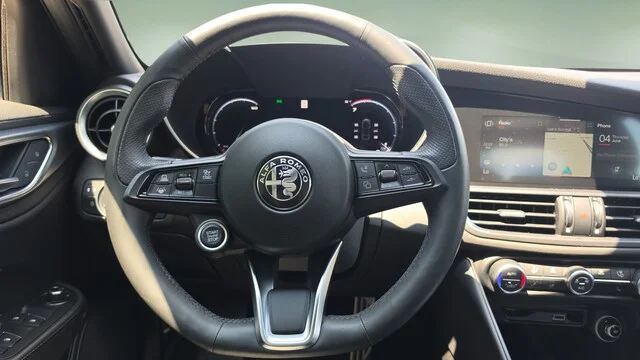 Used 2024 Alfa Rosso Alfa Romeo Ti image 35