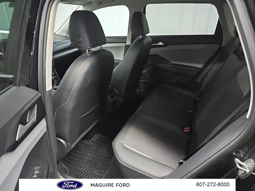 Used 2022  Volkswagen 1.5T SE image 33