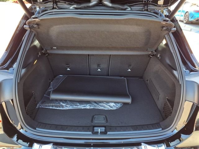 2026 Mercedes-Benz GLA AMG GLA 35 - Photo 22