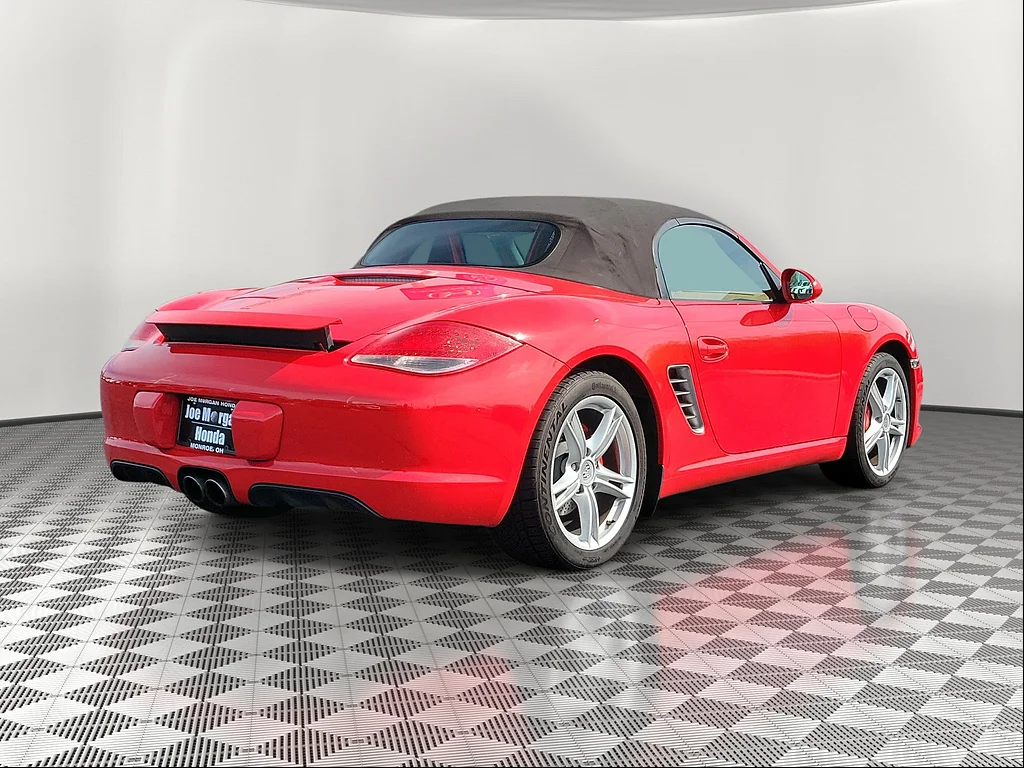 Used 2009 Guards Red PORSCHE S image 4