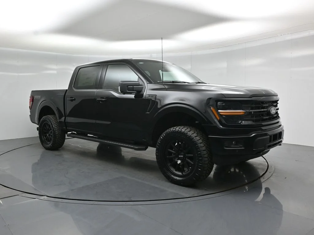New 2026 Agate Black Metallic Ford XLT image 18