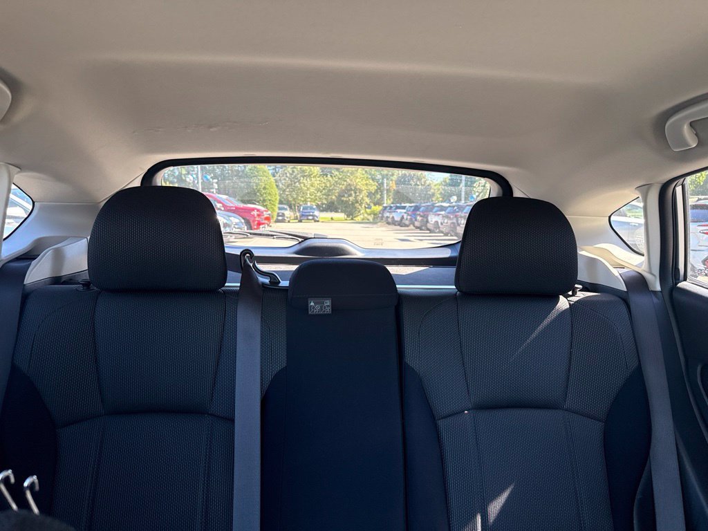 Used 2019 Silver Subaru 2.0i image 13