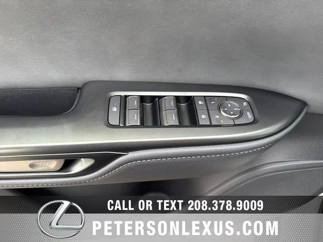New 2026 Oxygen White Lexus  image 21