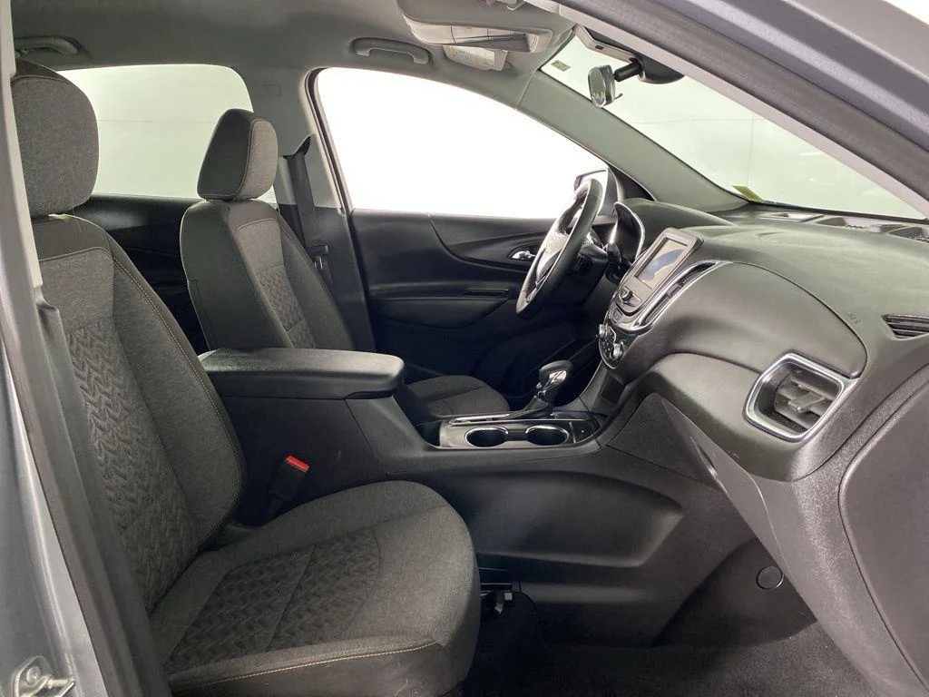 Used 2024 Sterling Gray Metallic Chevrolet LT image 28