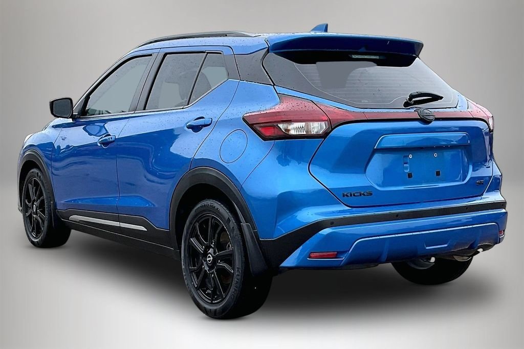 Used 2023 Blue Nissan SR image 4