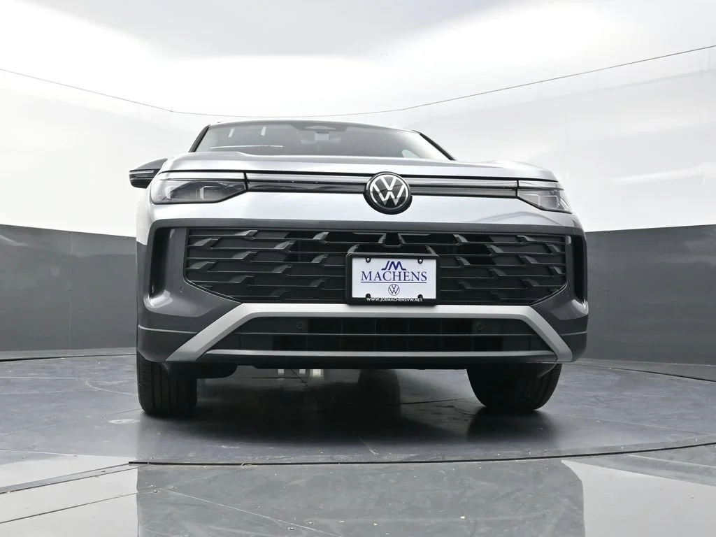 Used 2026  Volkswagen S image 22