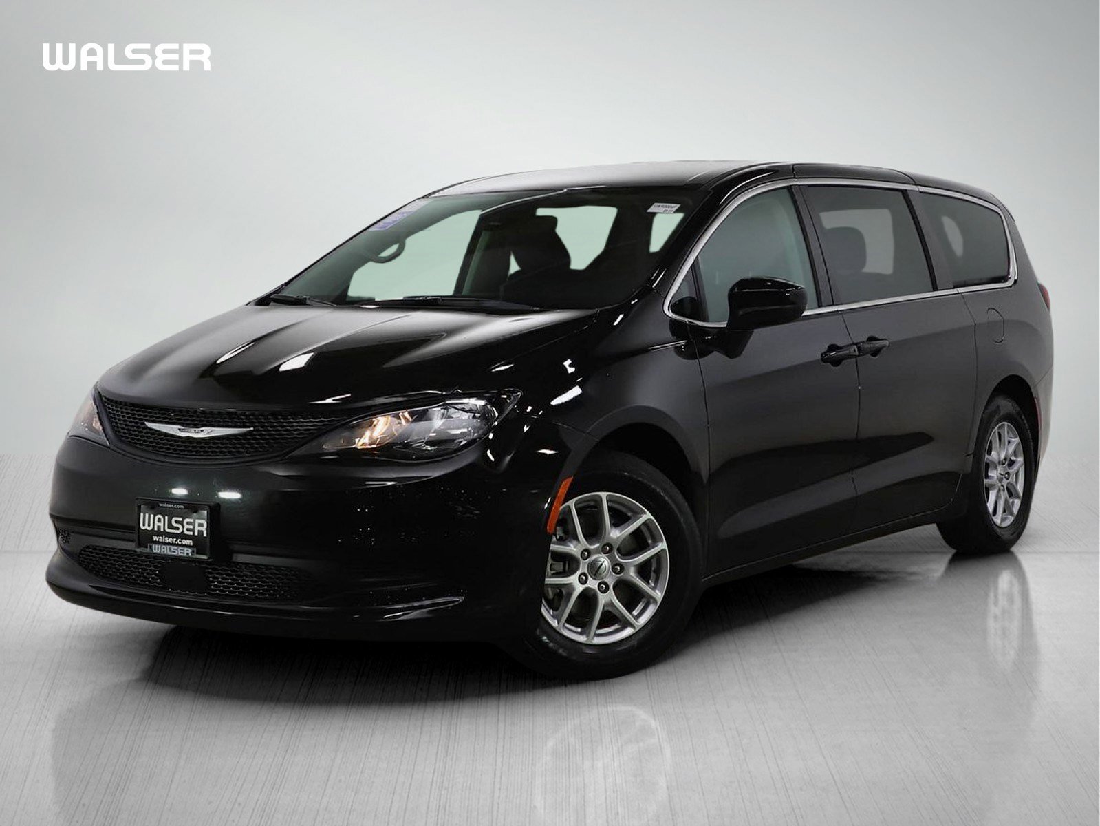 2024 Chrysler Voyager