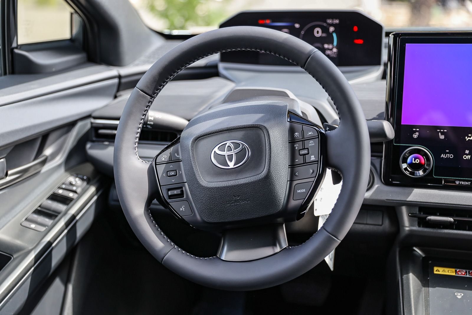 New 2026 Overcast Toyota  SE image 15