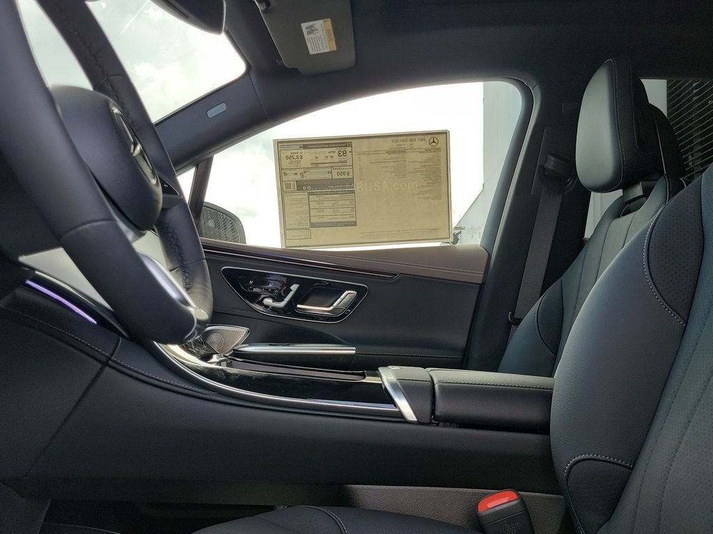 New 2027 Polar White Mercedes-Benz EQE 320+ image 19