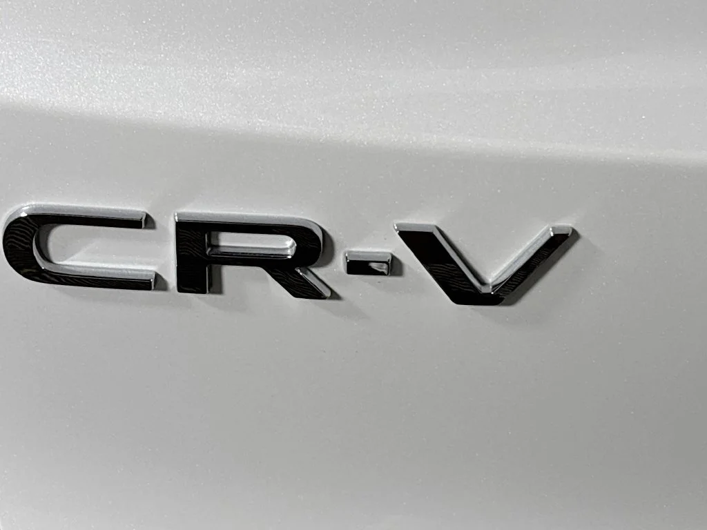 Used 2023 White Honda EX-L image 13