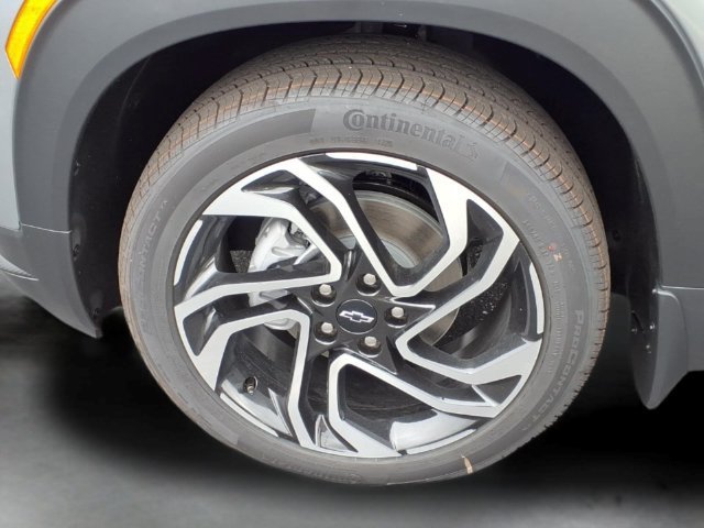 New 2026 Sterling Gray Metallic Chevrolet RS image 15