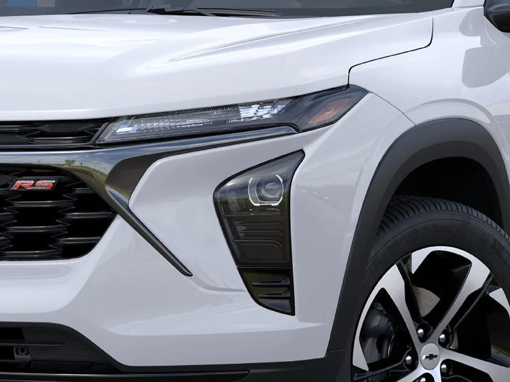 New 2026 Summit White Chevrolet 1RS image 11