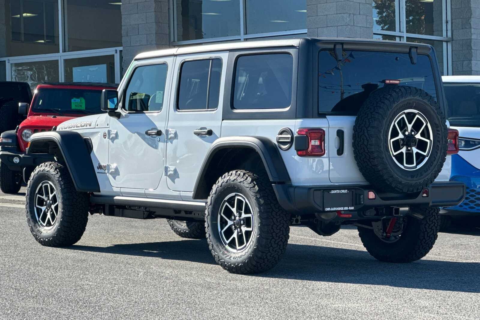 New 2026 Bright White Clearcoat Jeep Rubicon image 6