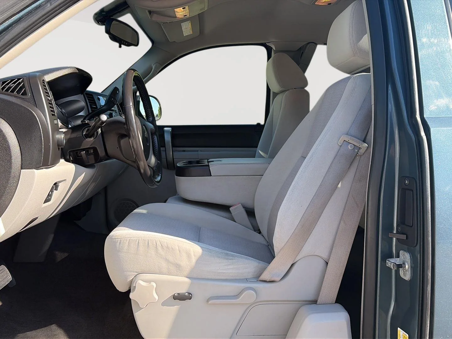 Used 2009 Blue Granite Metallic Chevrolet LT image 10