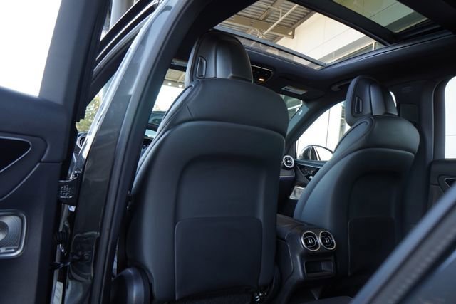 New 2026 Graphite Grey Metallic Mercedes-Benz GLC 300 image 57