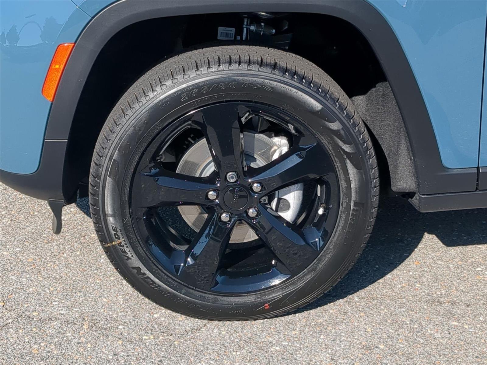 New 2026 Steel Blue Exterior Paint Jeep Limited image 10