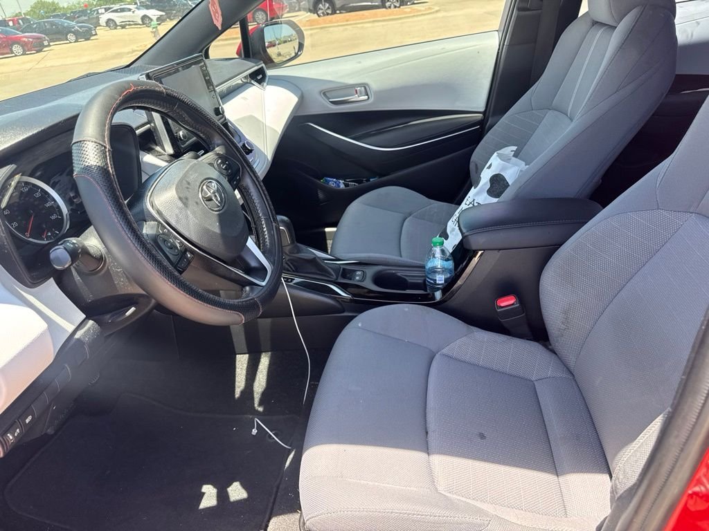 Used 2020 Red Toyota SE image 11