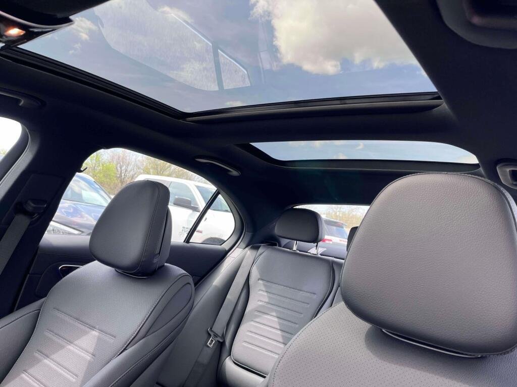 New 2026 Polar White Mercedes-Benz C 300 image 5