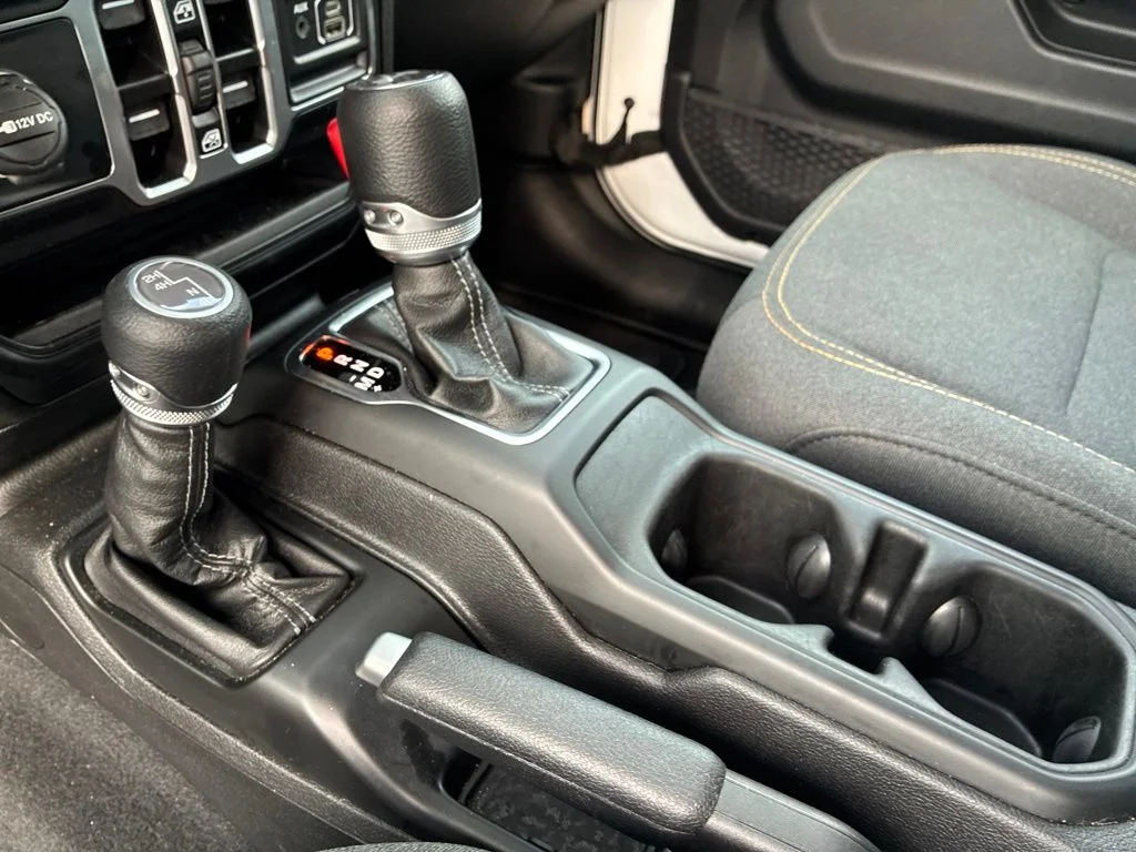 Used 2026 White Jeep Sahara image 15