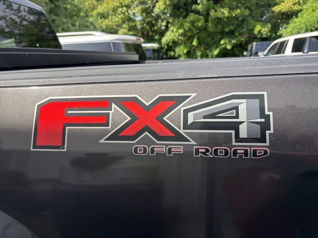 Used 2016 Gray Ford XLT image 14