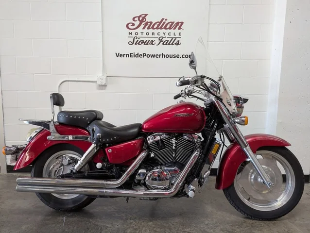 2004 Honda Powersports Shadow Sabre