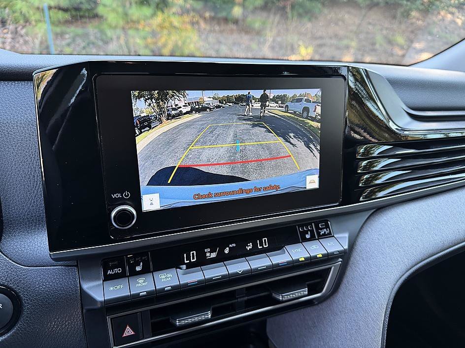 Certified Used 2025 Ice Toyota LE image 17