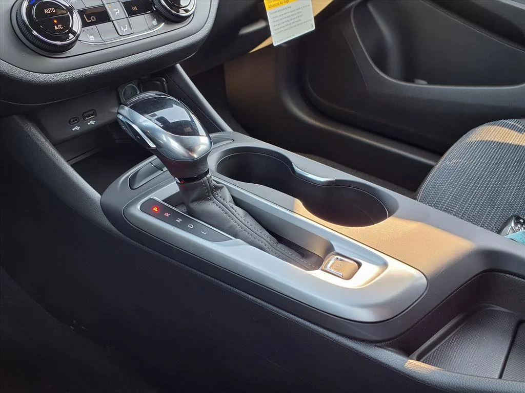 2026 Buick Envista Preferred - Photo 8