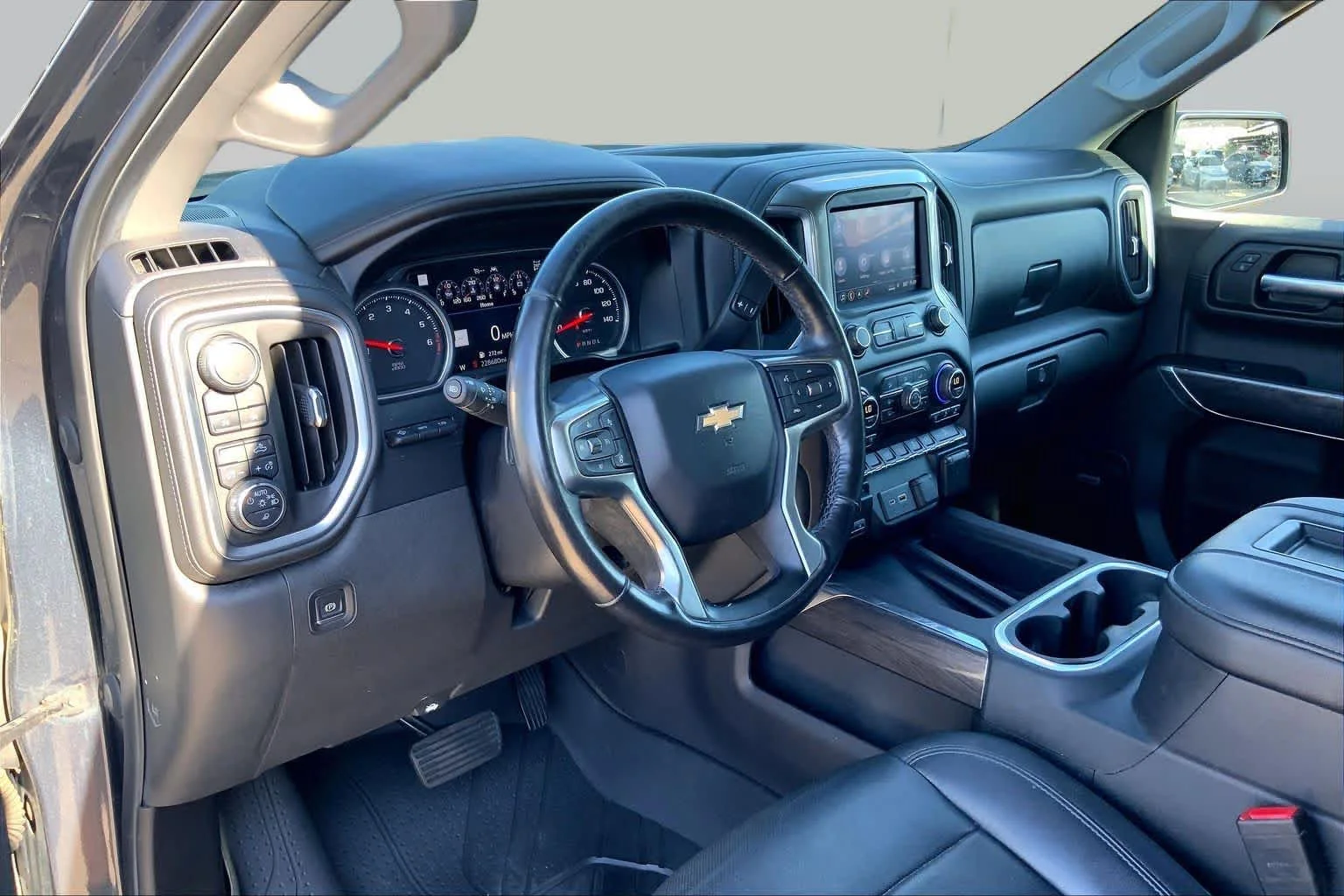 Used 2019 Shadow Gray Metallic Chevrolet LTZ image 15