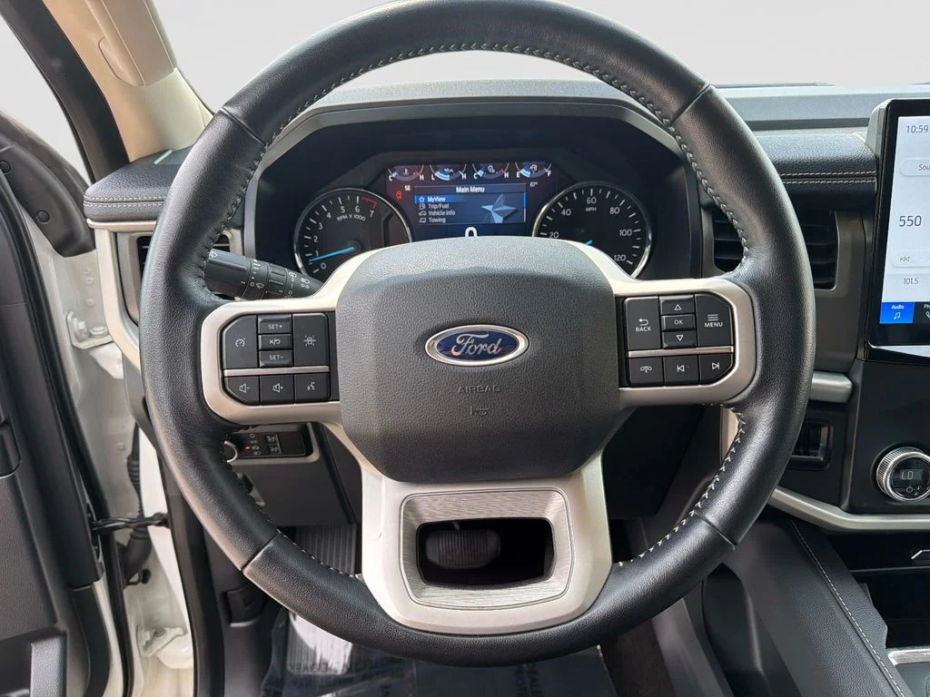 Used 2023 Star White Ford XLT image 32